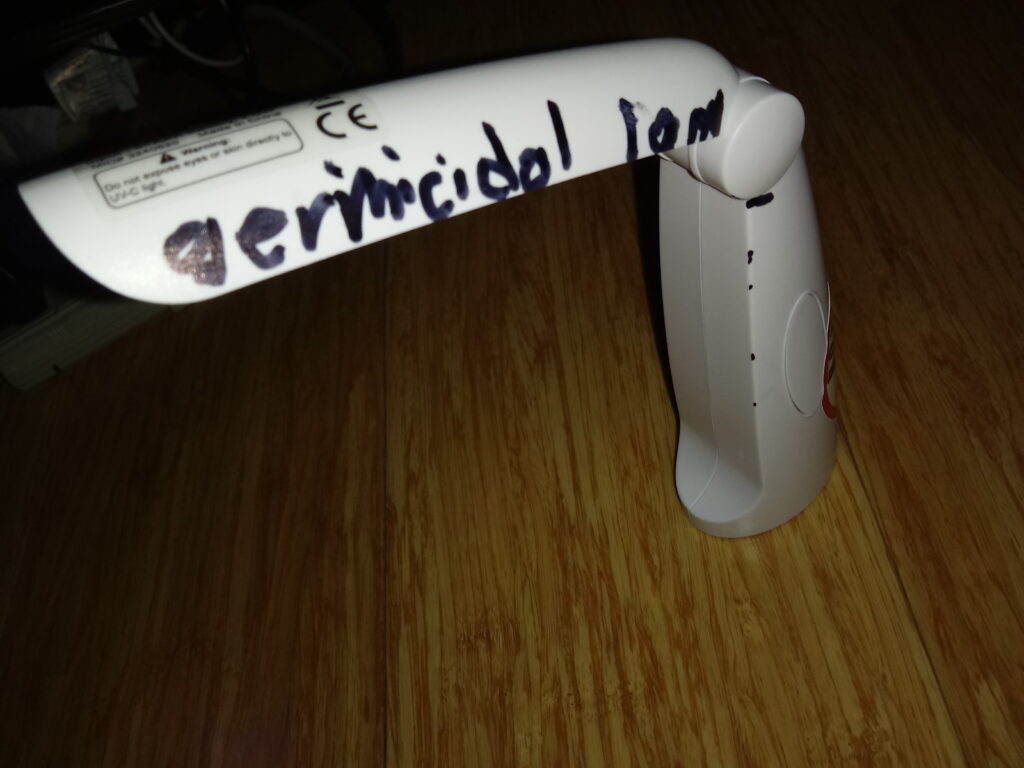 Portable UV Pet Sanitizing Wand